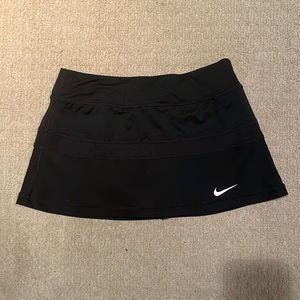 Nike dri-fit skort. Size S.